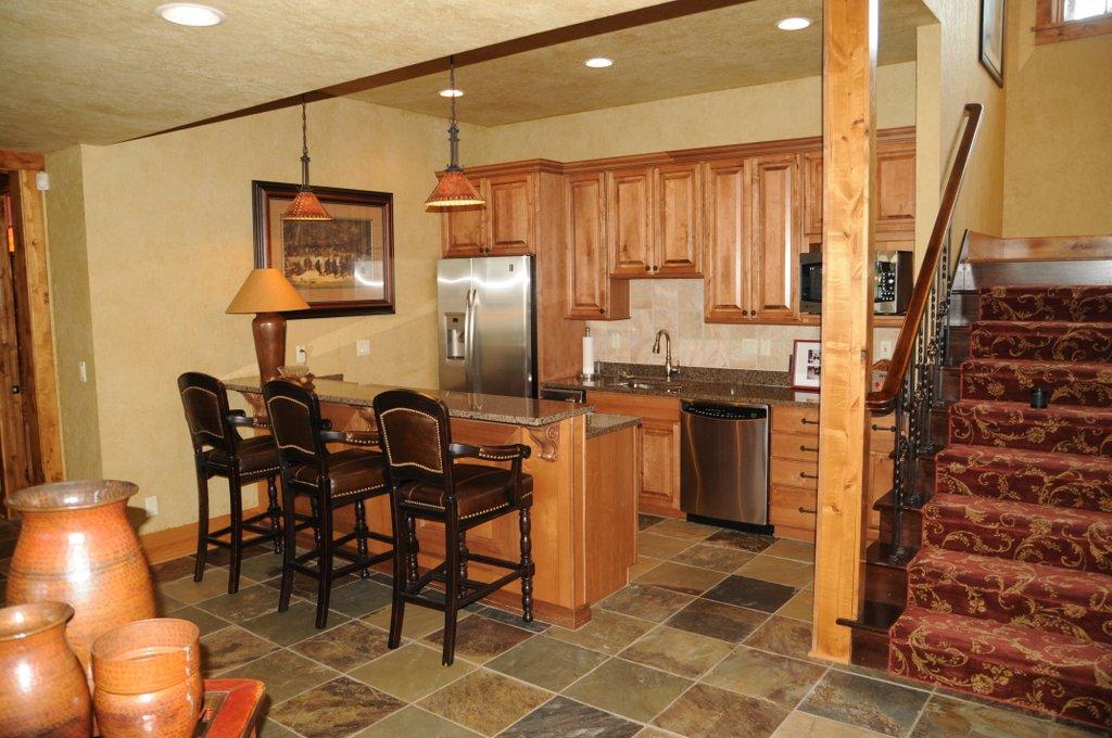807 Crown Pointe Road La Follette, TN 37766 - Photo 33 of 40 38
