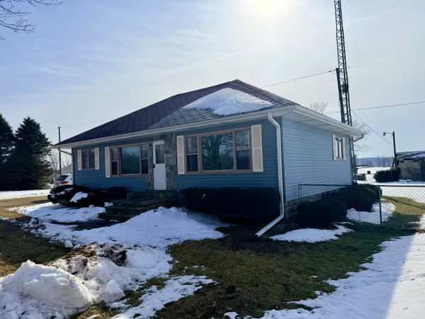 $309,900 | 49145 92nd Avenue, Decatur, MI 49045