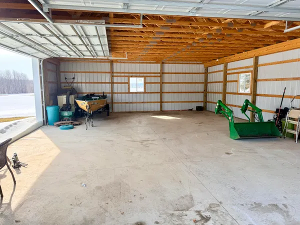 $309,900 | 49145 92nd Avenue, Decatur, MI 49045