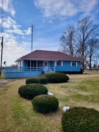 $309,900 | 49145 92nd Avenue, Decatur, MI 49045