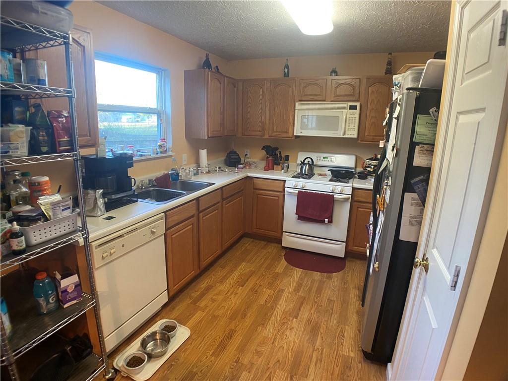 2020 Quarter Path Road Cicero, IN 46034 - Photo 2 of 11 Gallery Image 2