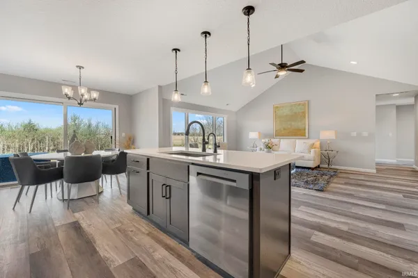 $379,900 | 5165 Greyson Heights Drive, Auburn, IN 46706