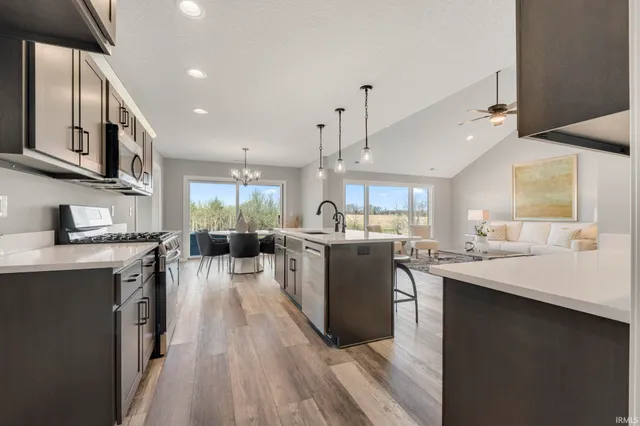 $389,900 | 5165 Greyson Heights Drive, Auburn, IN 46706