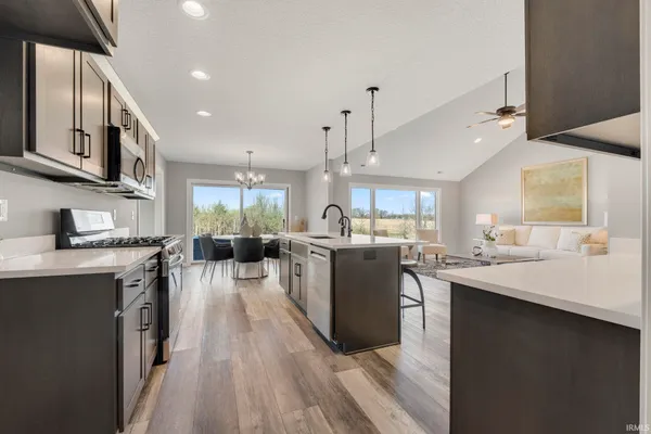 $379,900 | 5165 Greyson Heights Drive, Auburn, IN 46706