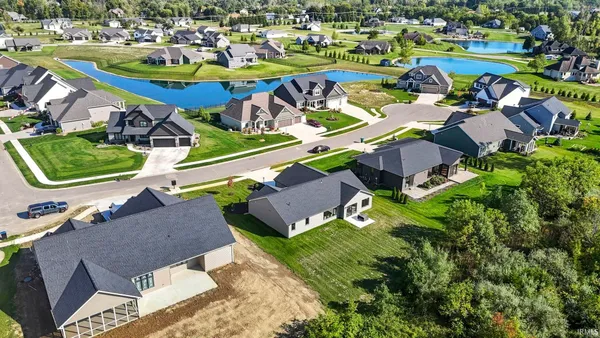 $379,900 | 5165 Greyson Heights Drive, Auburn, IN 46706