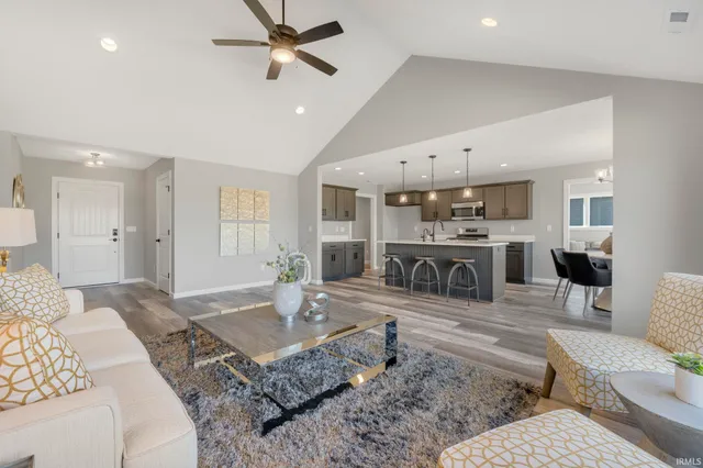 $389,900 | 5165 Greyson Heights Drive, Auburn, IN 46706