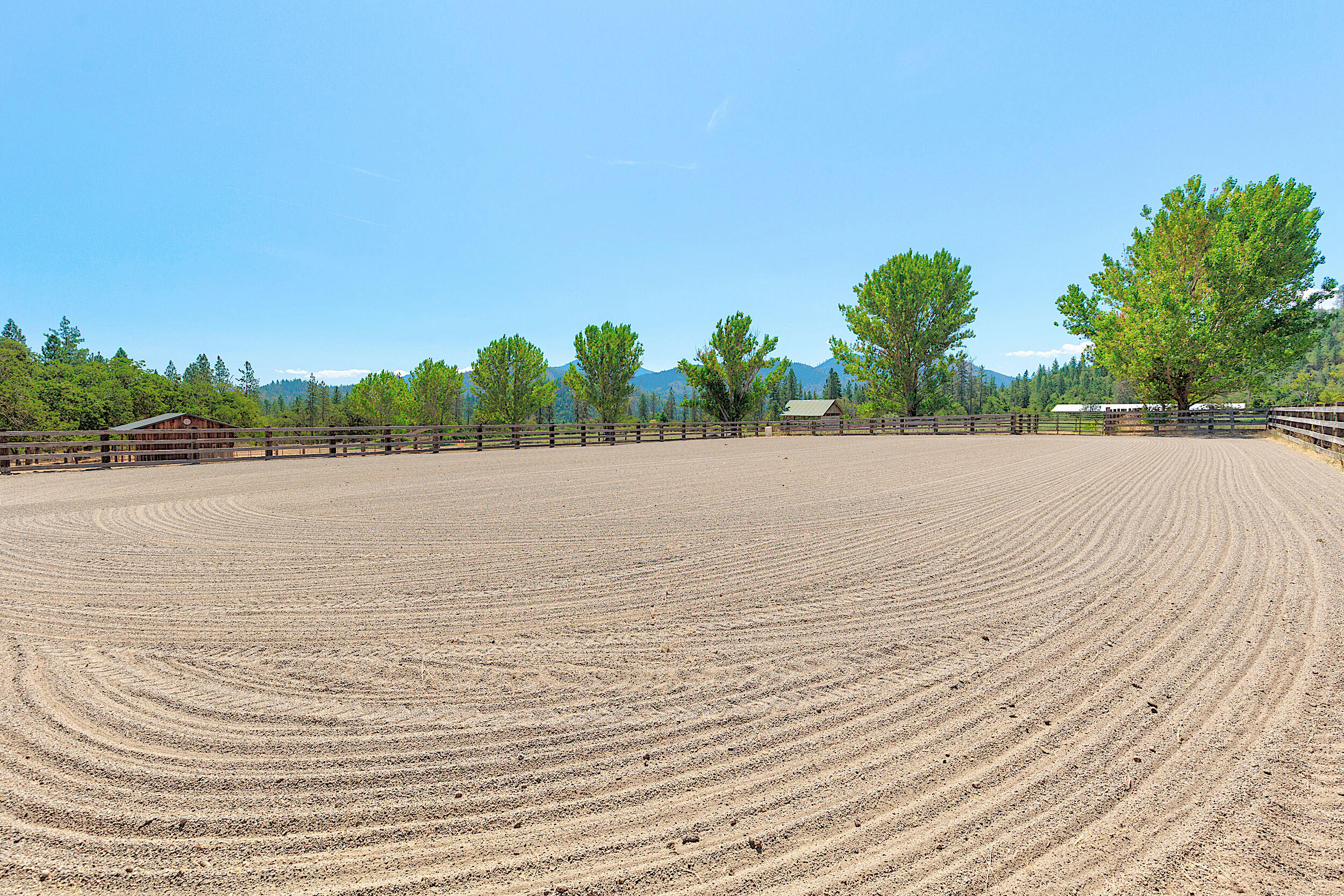 13615 Water Gap Road Williams, OR 97544 - Photo 52 of 75 Gallery Image 52