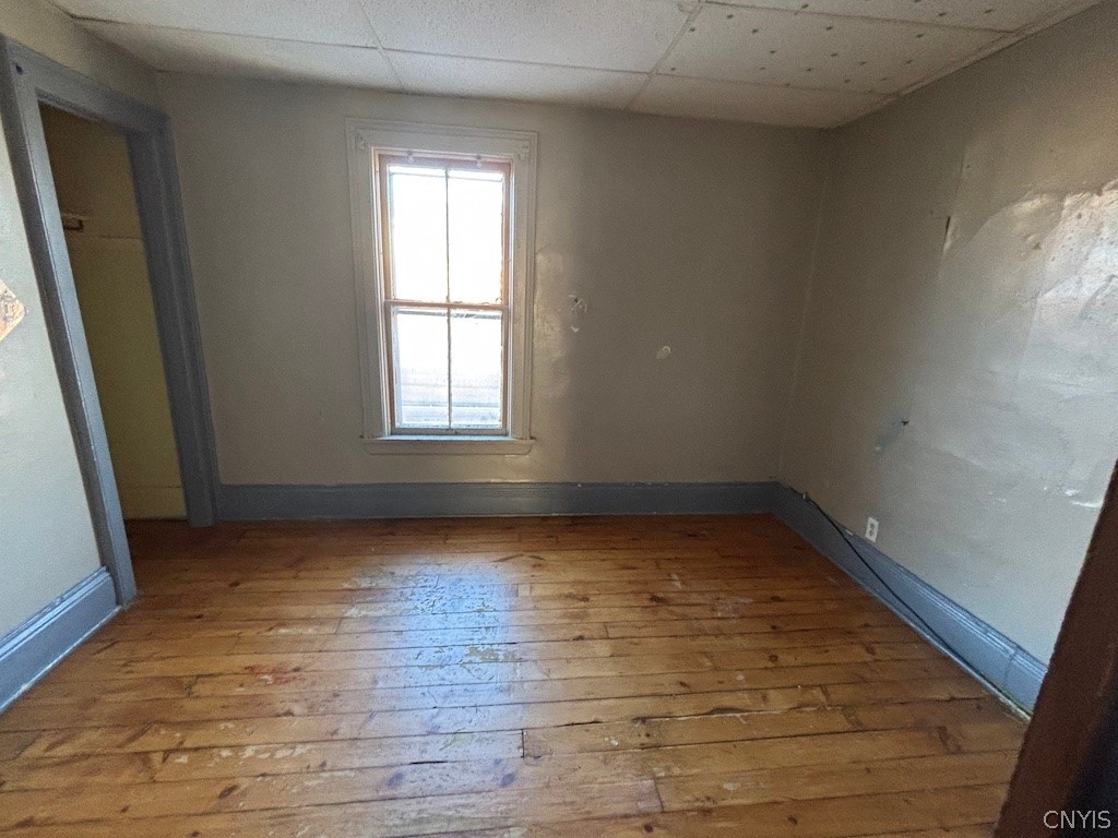 1002 Spring Street Syracuse, NY 13208 - Photo 17 of 23