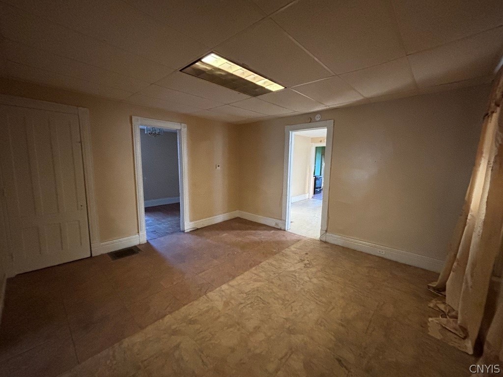 1002 Spring Street Syracuse, NY 13208 - Photo 3 of 23