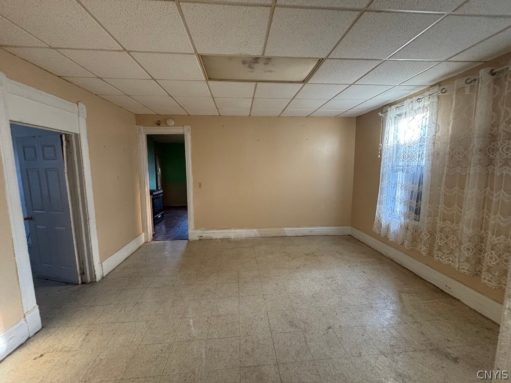 1002 Spring Street Syracuse, NY 13208 - Photo 6 of 23