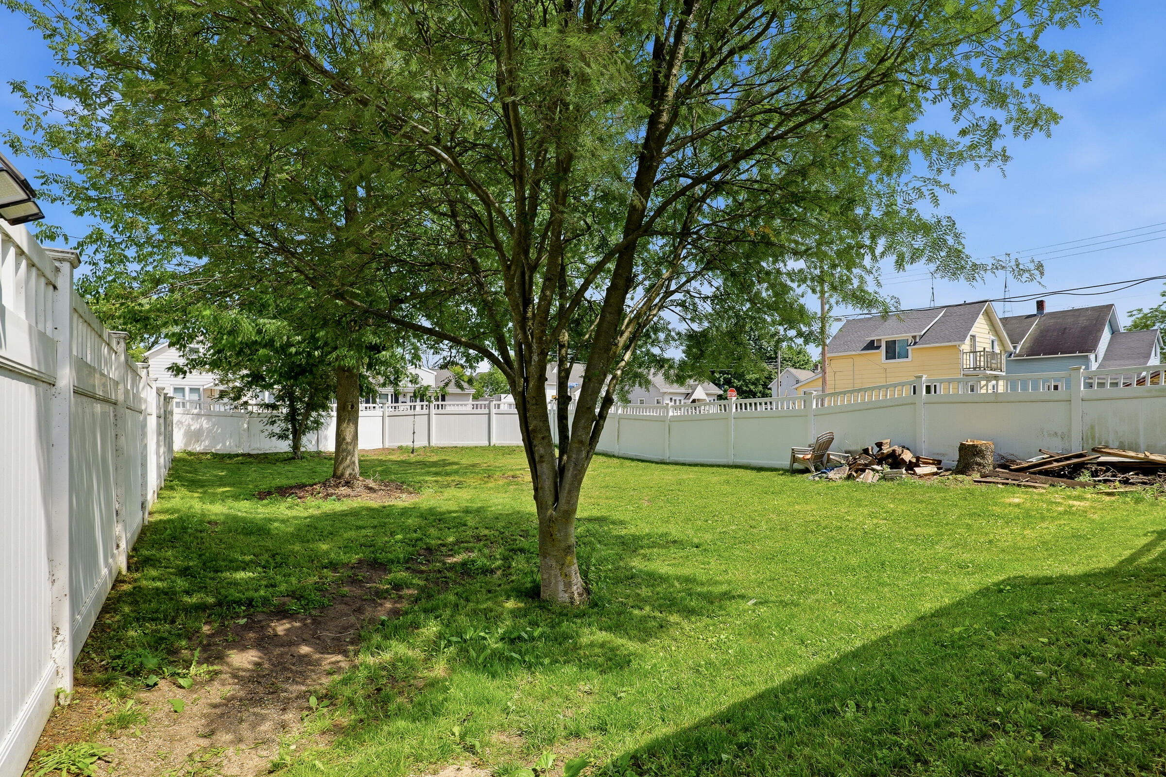 2104 11th Street Two Rivers, WI 54241 - Photo 21 of 30 210411thSt-22