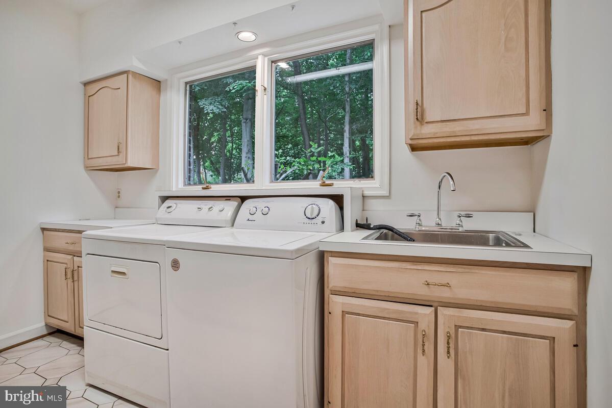 3170 Hickory Ridge Road Dunkirk, MD 20754 - Photo 41 of 74 Laundry Room