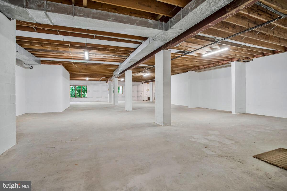 3170 Hickory Ridge Road Dunkirk, MD 20754 - Photo 43 of 74 a view of a room with an empty space