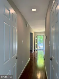 $750,000 | 6402 Seven Oaks Court, Falls Church, VA 22042