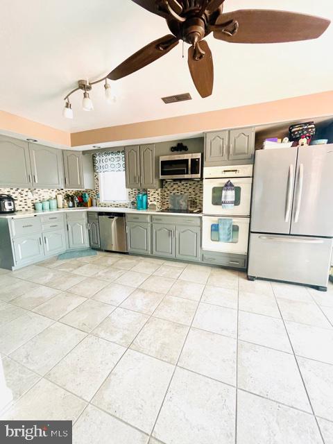 1004 Lamb Road Secane, PA 19018 - Photo 5 of 22 Kitchen 1