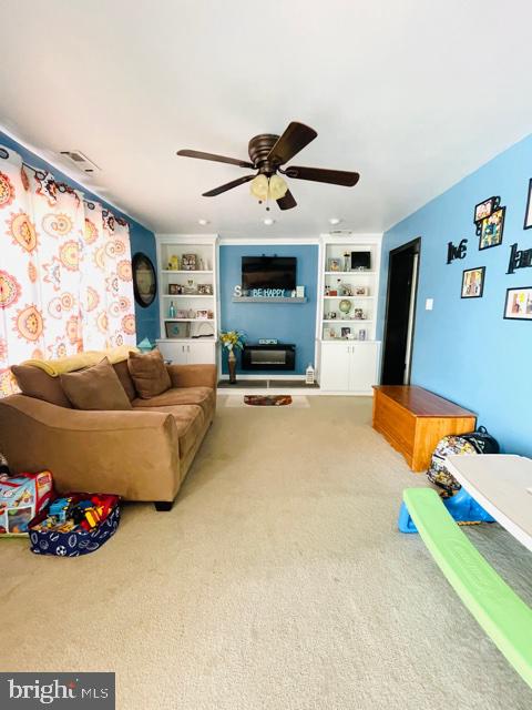 1004 Lamb Road Secane, PA 19018 - Photo 7 of 22 Family room