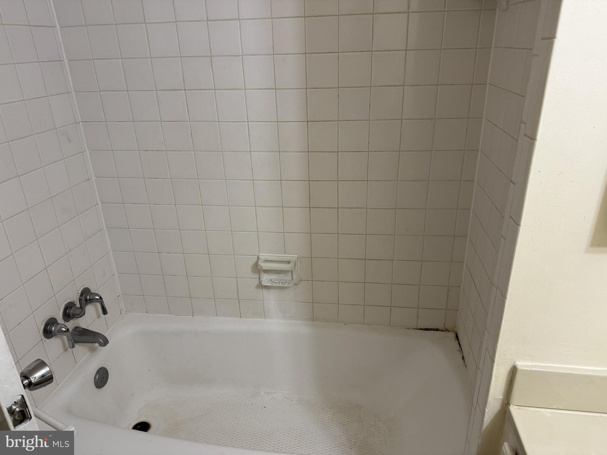 2632 Fort Farnsworth Road, Unit 142 Alexandria, VA 22303 - Photo 11 of 28 Gallery Image 11