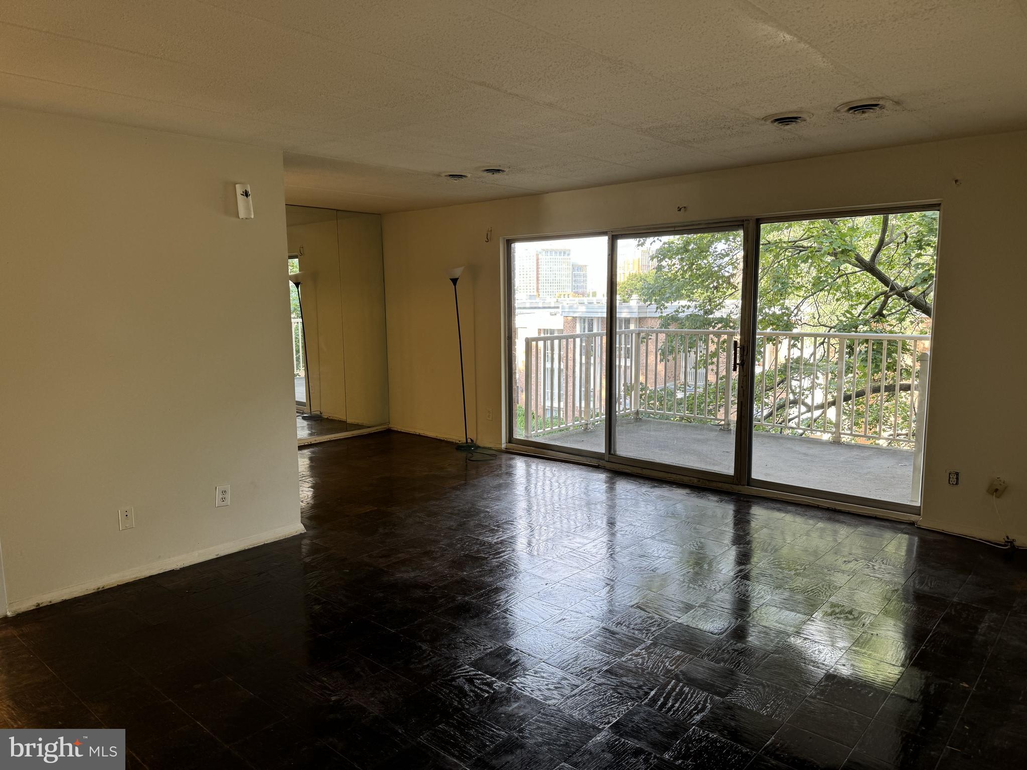2632 Fort Farnsworth Road, Unit 142 Alexandria, VA 22303 - Photo 9 of 28 Gallery Image 9