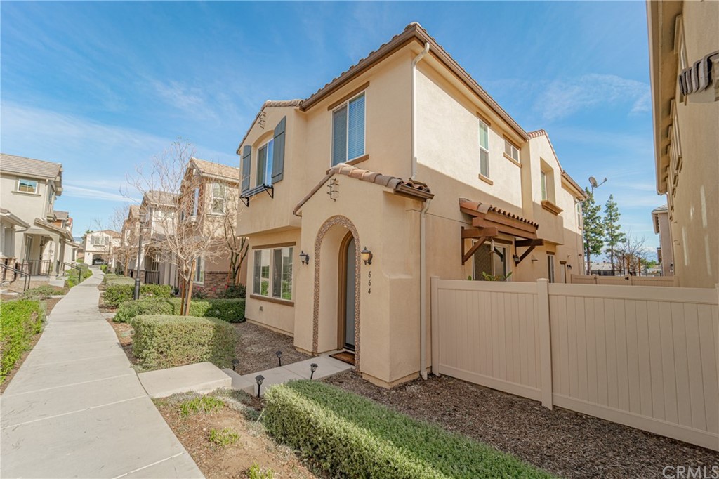 664 South Fillmore Avenue Rialto, CA 92376 - Photo 1 of 1 Gallery Image 1