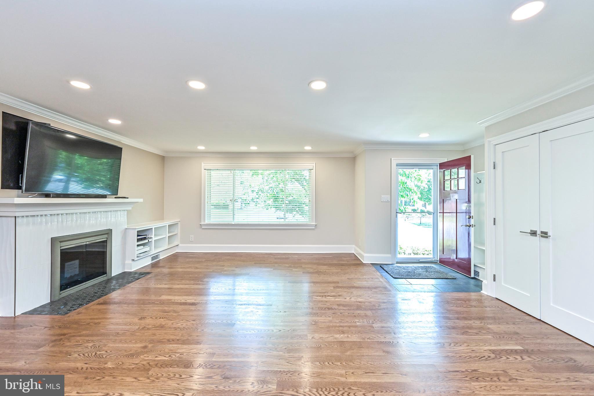 5410 Dublin Avenue Springfield, VA 22151 - Photo 11 of 73