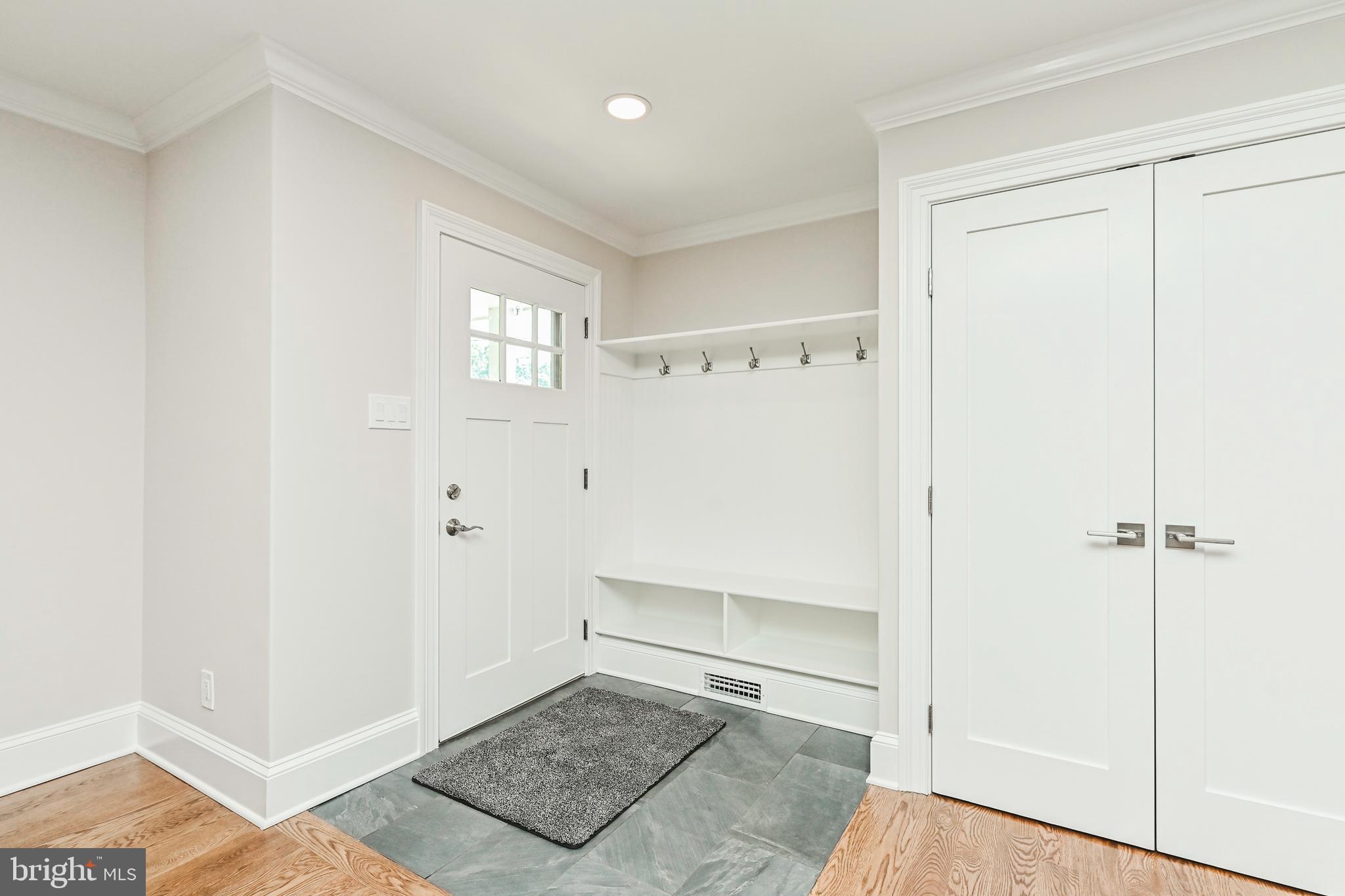 5410 Dublin Avenue Springfield, VA 22151 - Photo 6 of 73