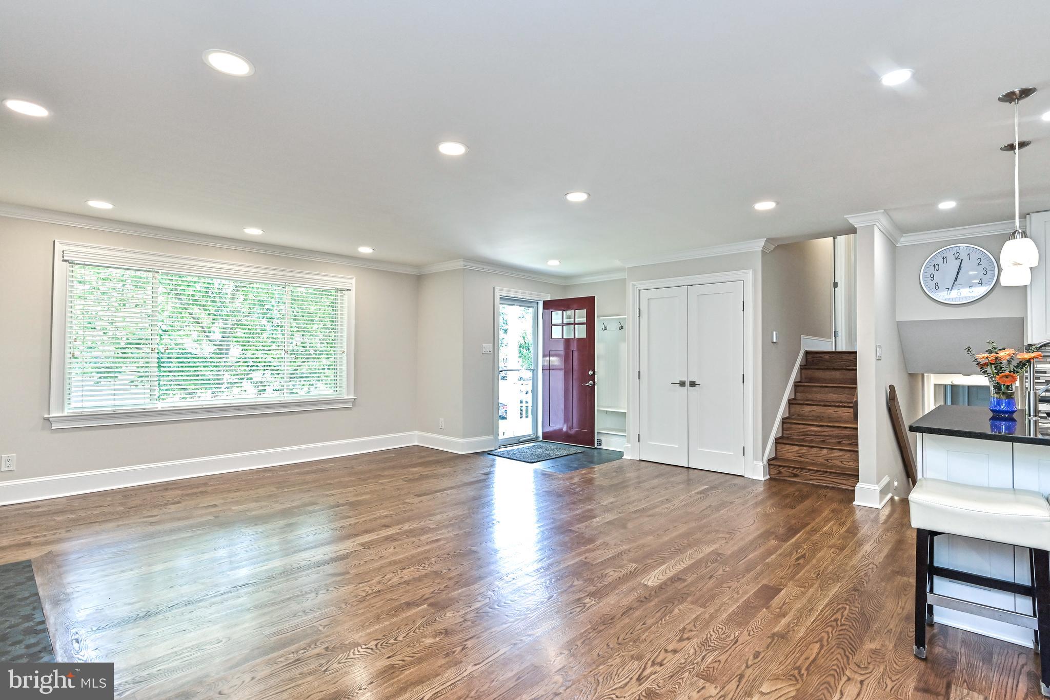 5410 Dublin Avenue Springfield, VA 22151 - Photo 7 of 73