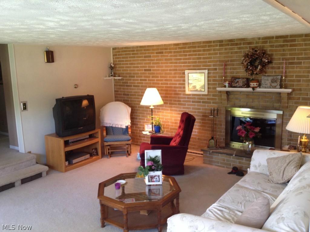 14120 Chardon-Windsor Road Chardon, OH 44024 - Photo 3 of 25 Gallery Image 3