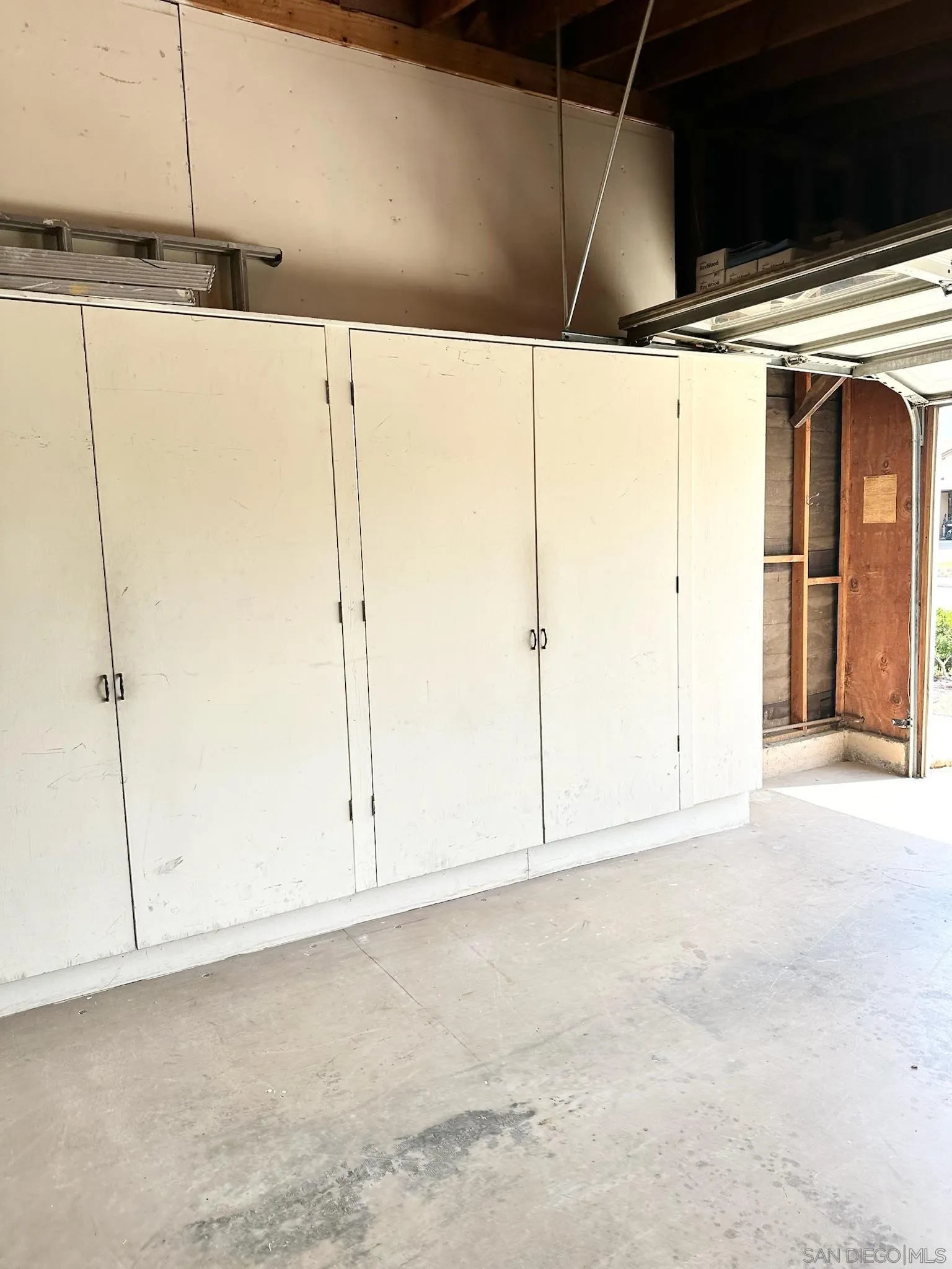 14240 Kendra Way Poway, CA 92064 - Photo 33 of 34 a view of an empty room with a window