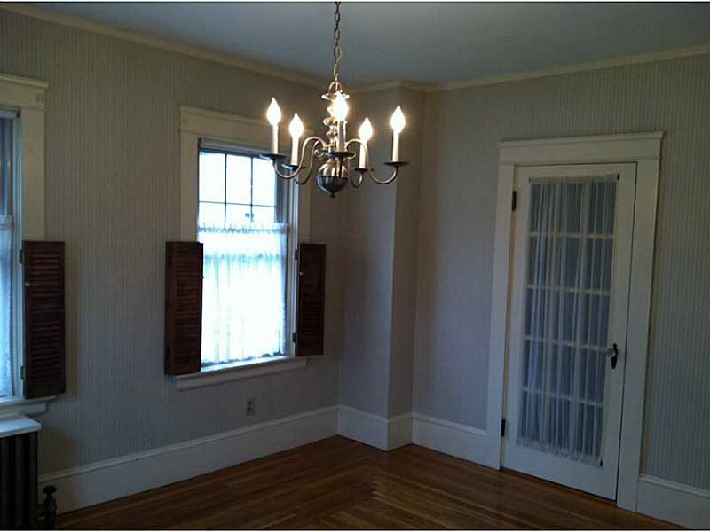 20 Tobin Street Coventry, RI 02816 - Photo 17 of 18 Living Room.