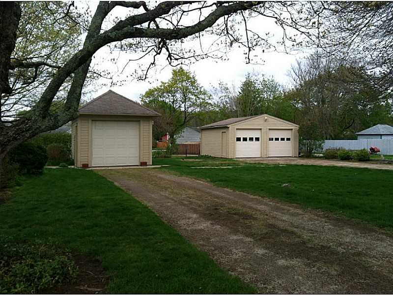 20 Tobin Street Coventry, RI 02816 - Photo 6 of 18 Exterior Back.