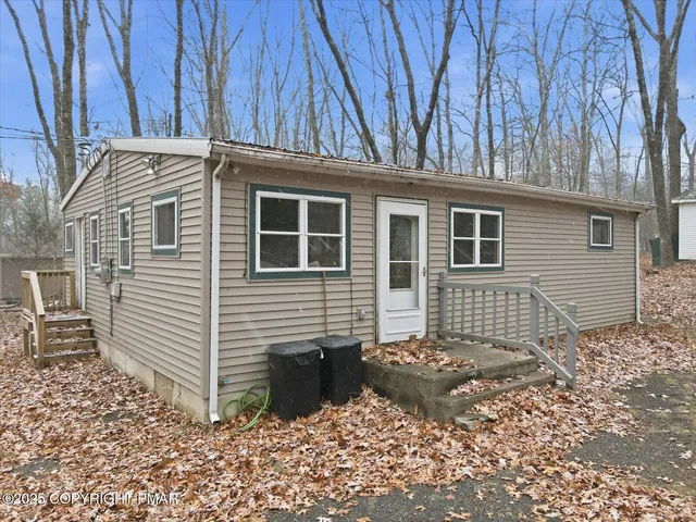 $234,999 | 2208 Linden Lane, East Stroudsburg, PA 18302