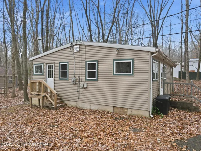 $234,999 | 2208 Linden Lane, East Stroudsburg, PA 18302