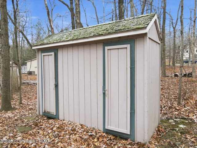 $234,999 | 2208 Linden Lane, East Stroudsburg, PA 18302