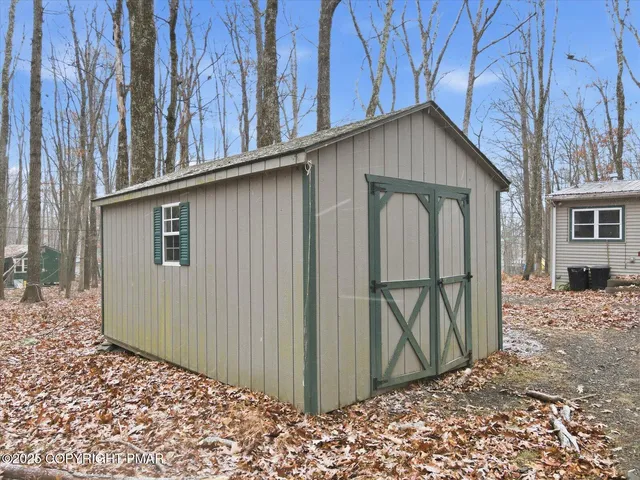 $234,999 | 2208 Linden Lane, East Stroudsburg, PA 18302