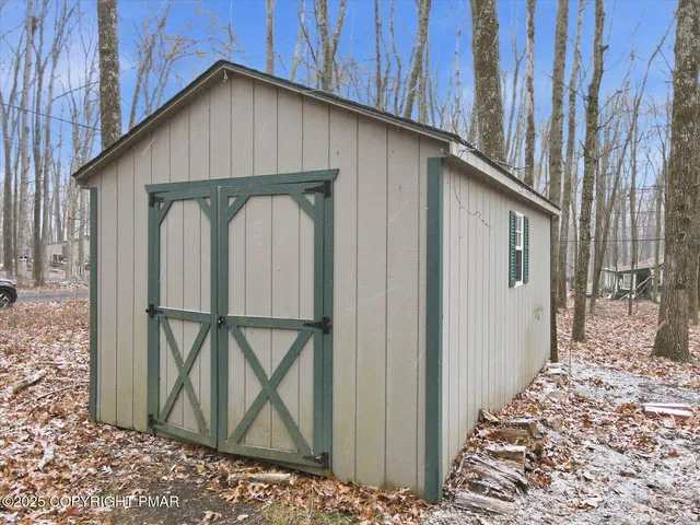 $234,999 | 2208 Linden Lane, East Stroudsburg, PA 18302