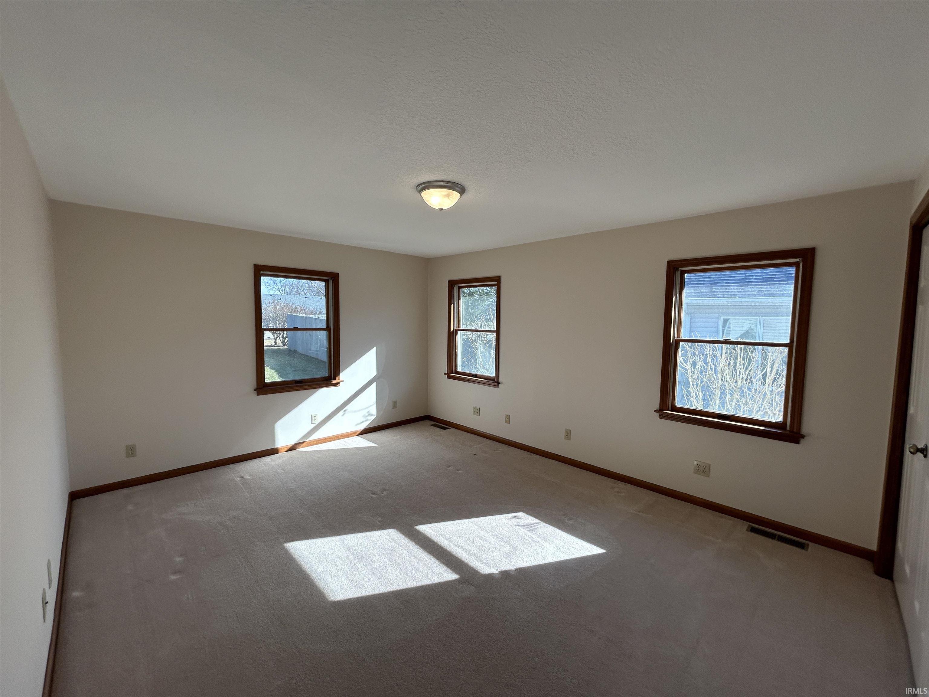 9 Millside Road Huntington, IN 46750 - Photo 27 of 36 Gallery Image 27