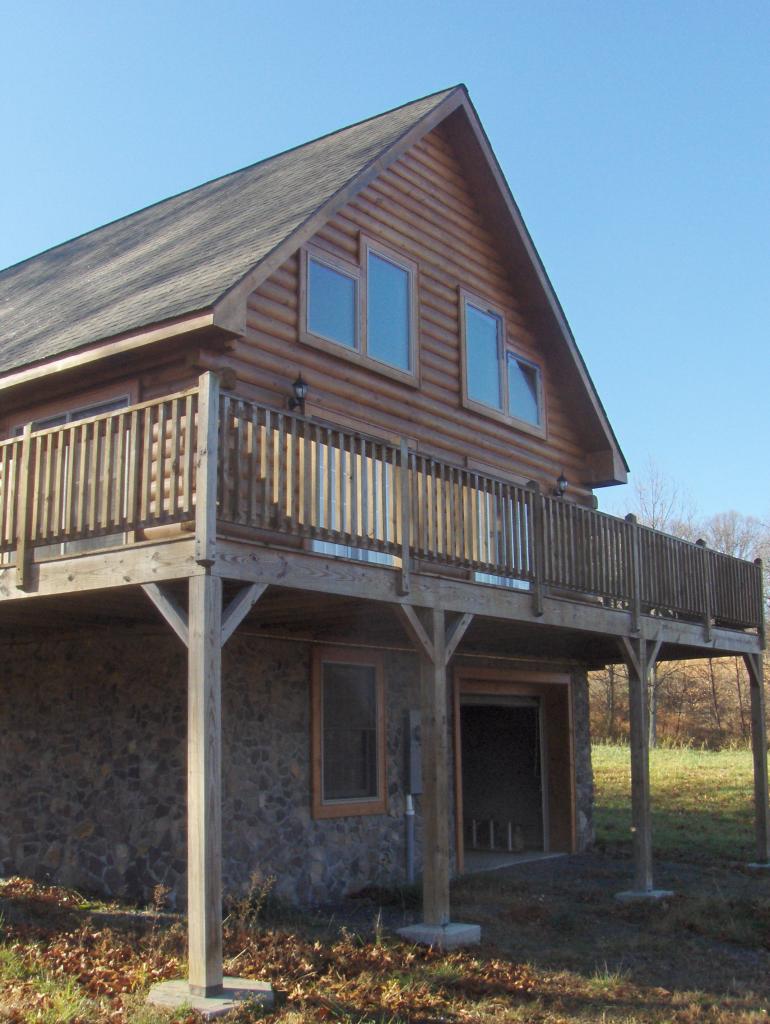 3220 Green Valley Road Peterstown, WV 24963 - Photo 33 of 43 front deck