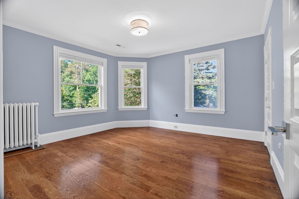 33 Linden Street Wellesley, MA 02482 - Photo 20 of 32