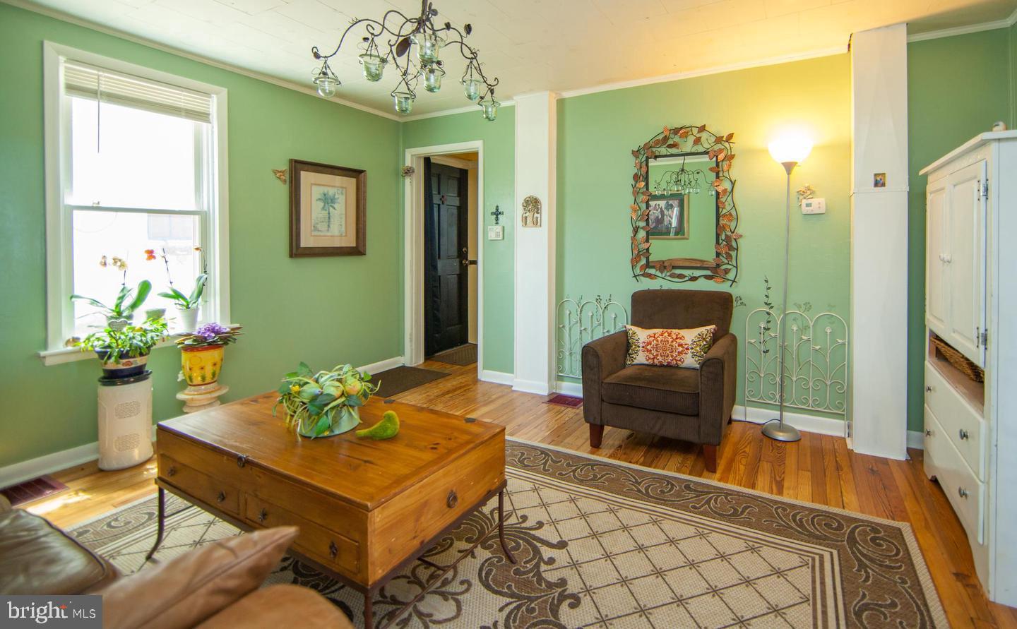13331 Edgemont Road Smithsburg, MD 21783 - Photo 8 of 39 Gallery Image 8