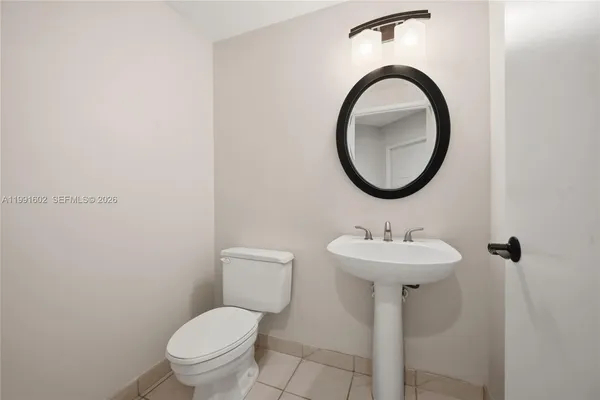 $3,300 | 6215 Old Court Road, Unit 505, Boca Raton, FL 33433