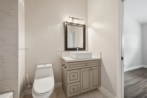 $3,300 | 6215 Old Court Road, Unit 505, Boca Raton, FL 33433