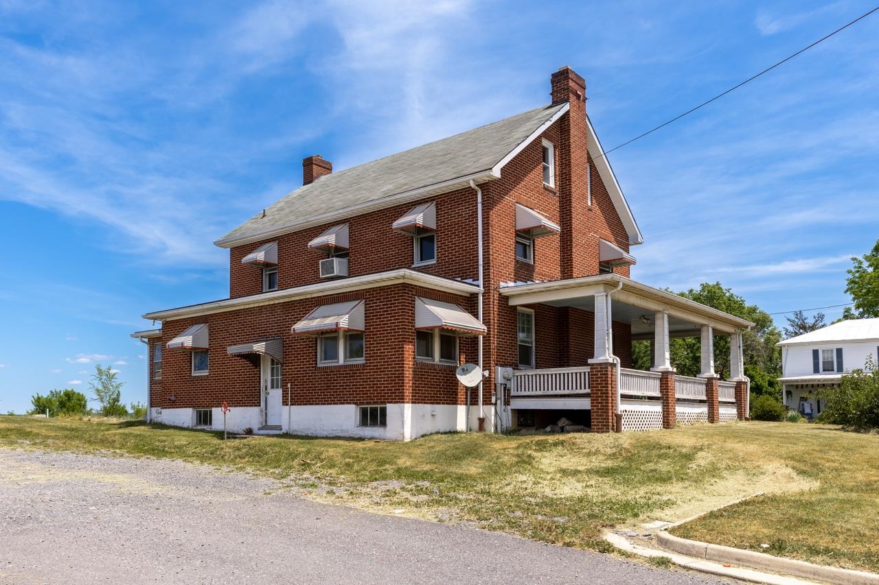 919 Collicello Street Harrisonburg, VA 22802 - Photo 21 of 30 a front view of a house with a yard