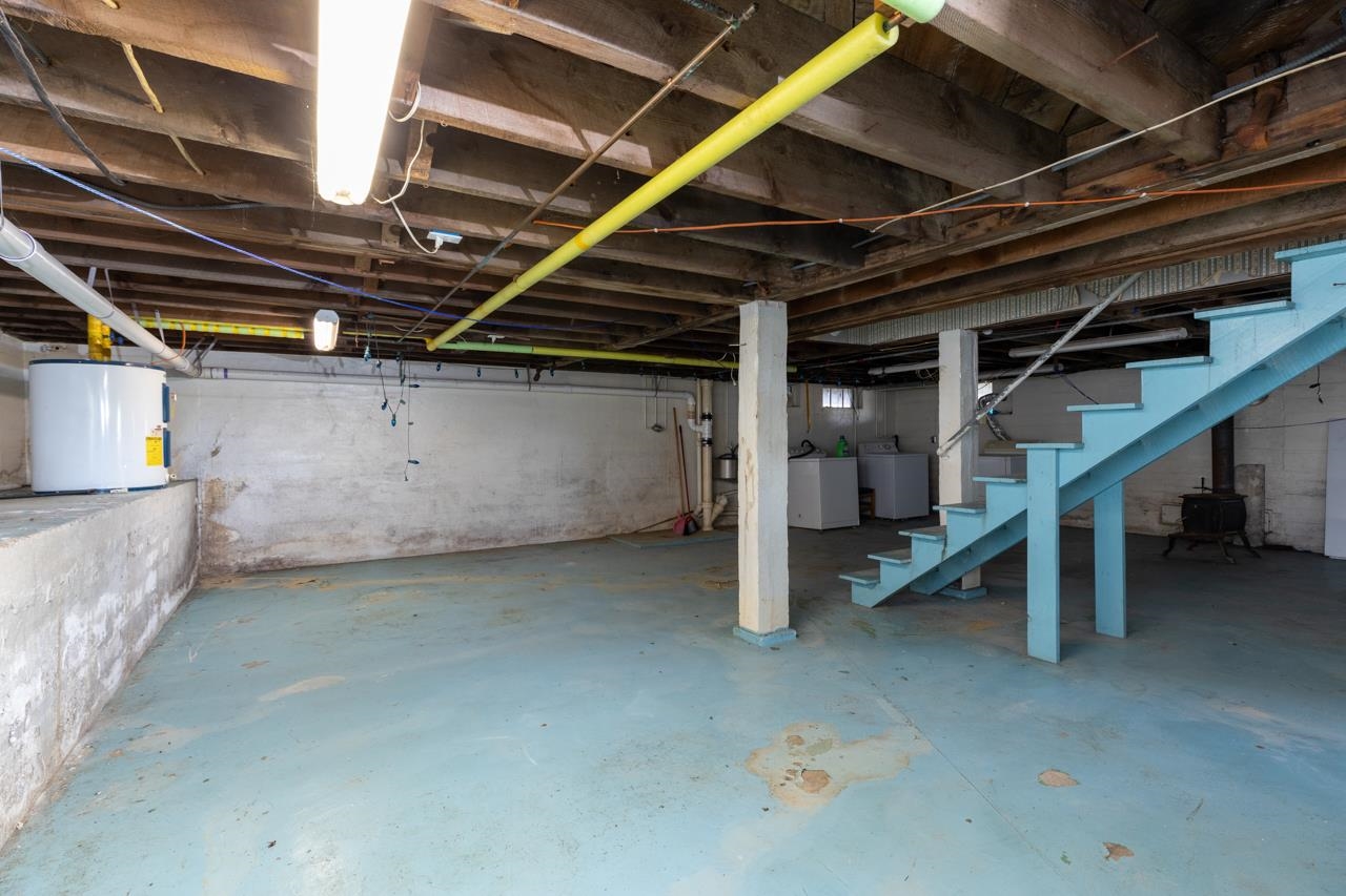 919 Collicello Street Harrisonburg, VA 22802 - Photo 28 of 30 a view of room with wooden ceiling