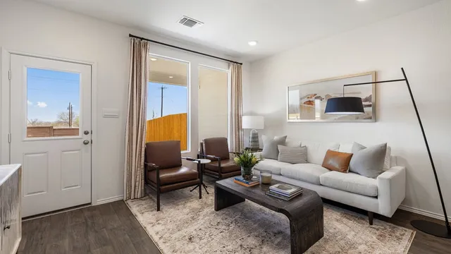 $189,990 | 181 B Harrison Crossing, Kyle, TX 78640