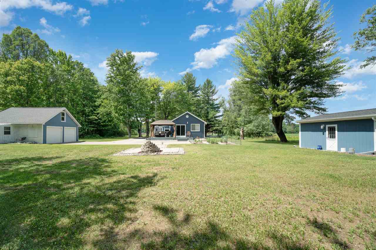 1831 South Patterson Road Midland, MI 48640 - Photo 4 of 20