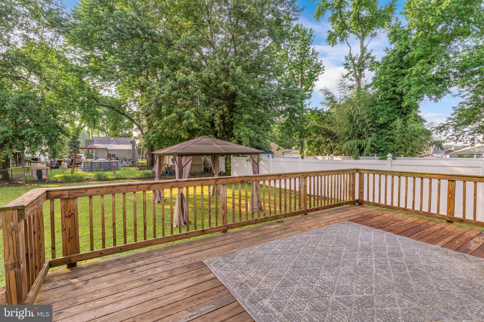 213 Greenland Beach Road Baltimore, MD 21226 - Photo 26 of 31