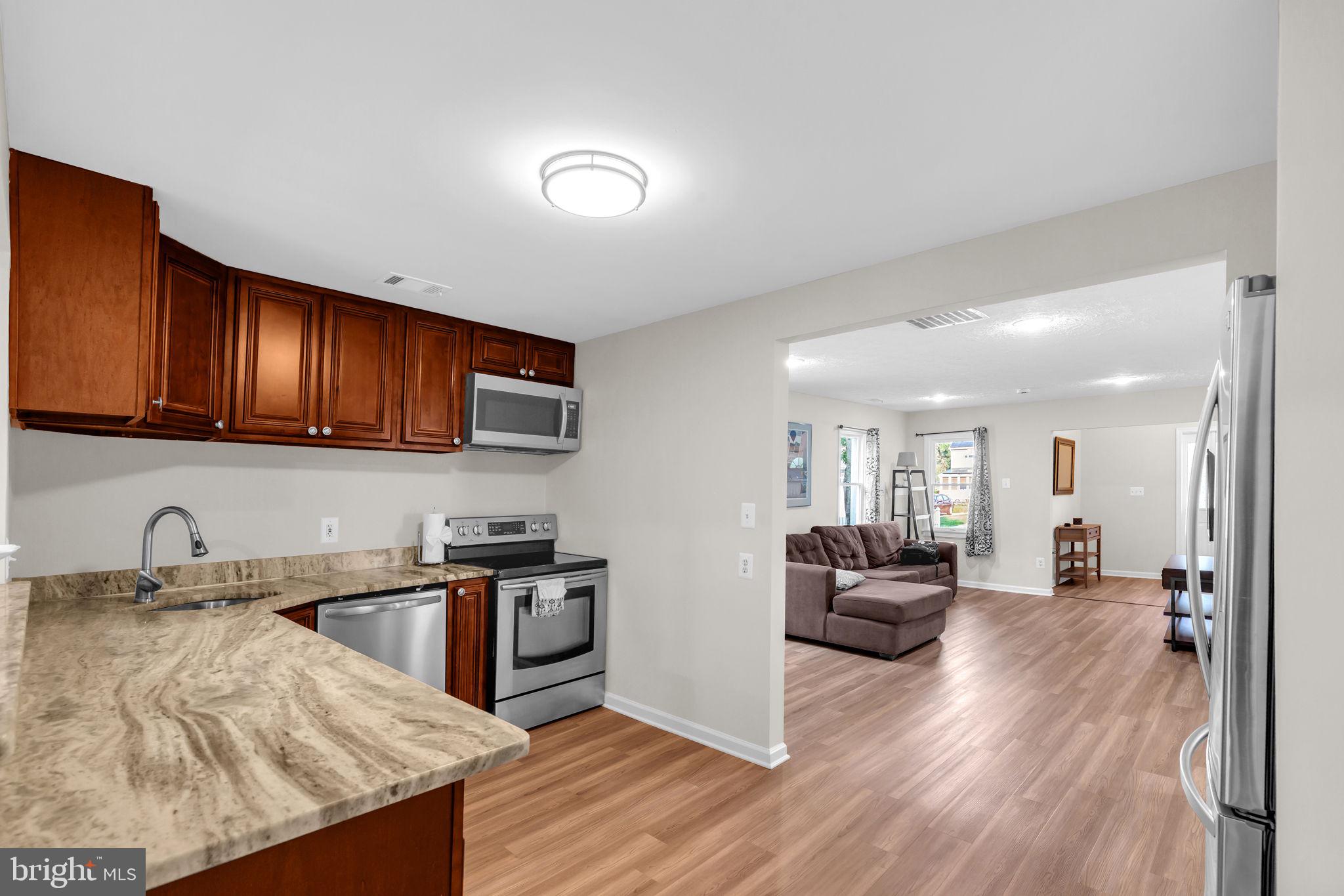 213 Greenland Beach Road Baltimore, MD 21226 - Photo 8 of 31
