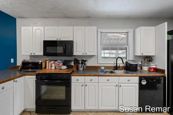 $219,900 | 212 Mill Street, Ionia, MI 48846