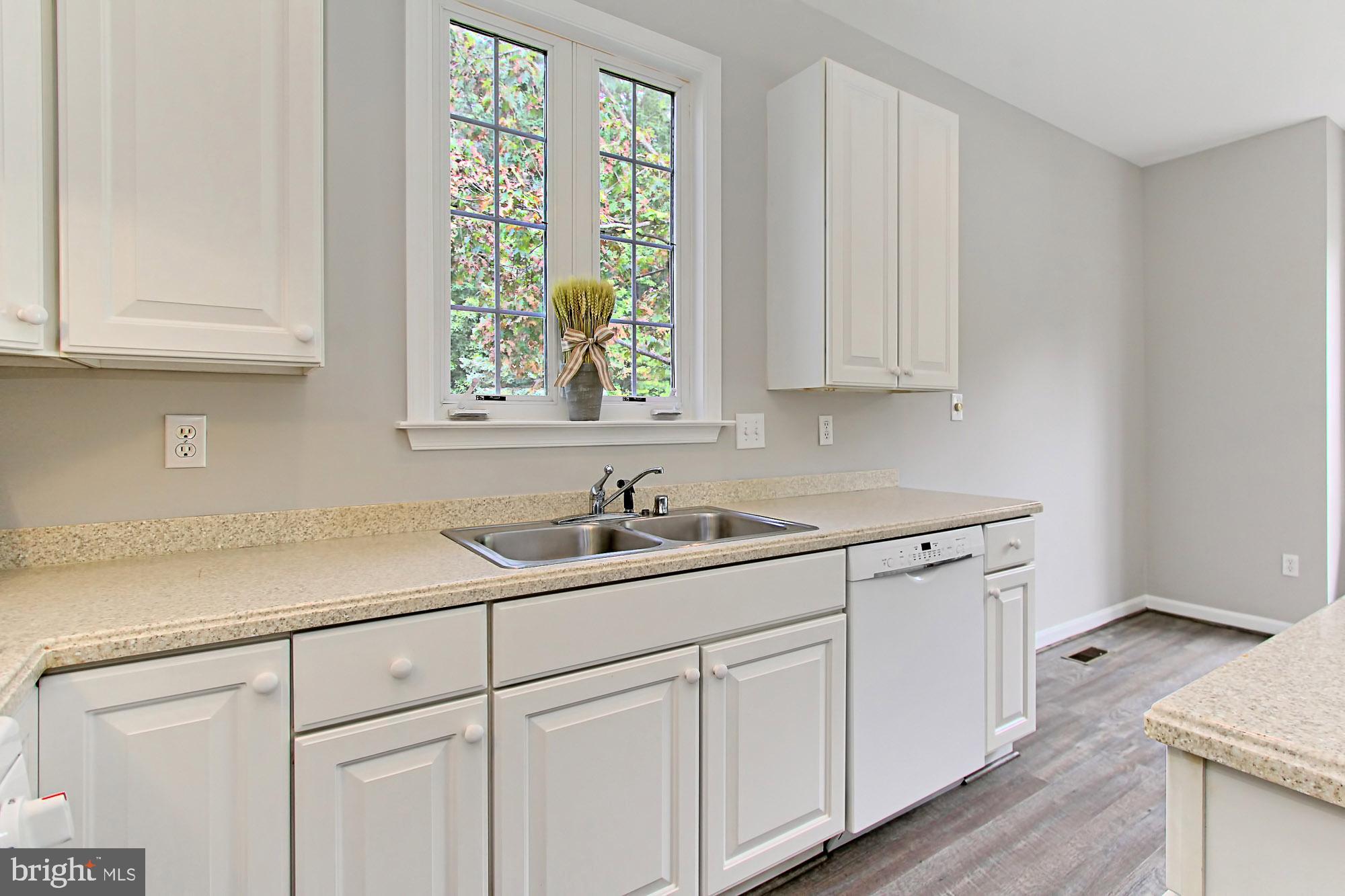 13494 Ryton Ridge Lane Gainesville, VA 20155 - Photo 13 of 45 Gallery Image 13
