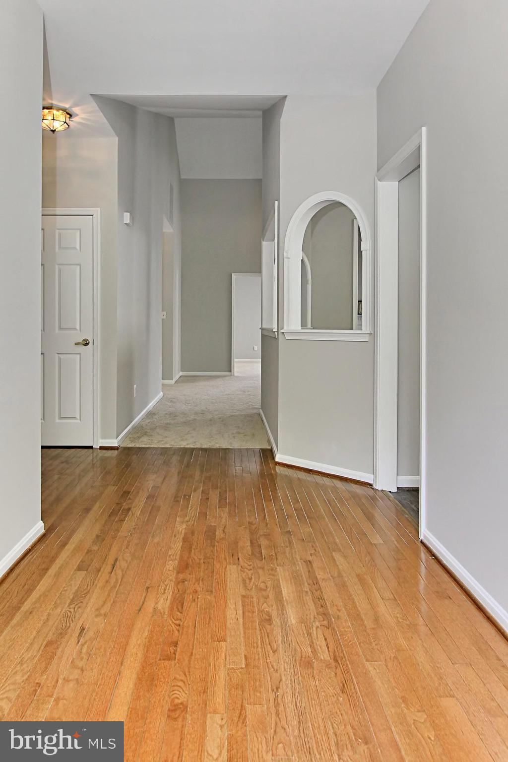 13494 Ryton Ridge Lane Gainesville, VA 20155 - Photo 5 of 45 Gallery Image 5